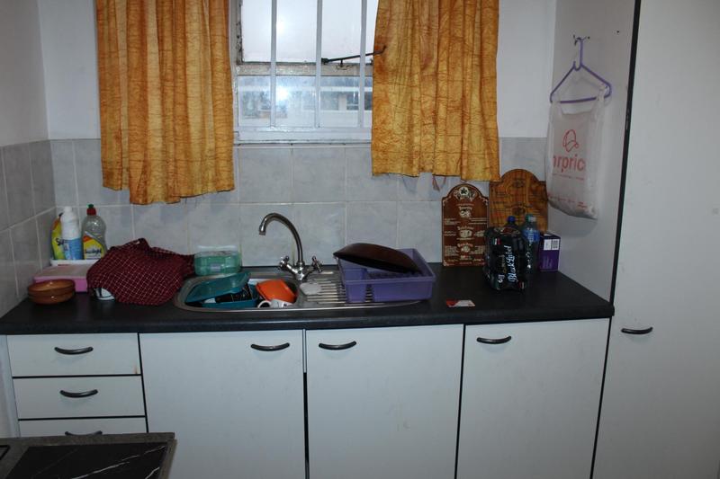 To Let 1 Bedroom Property for Rent in Avondale Western Cape